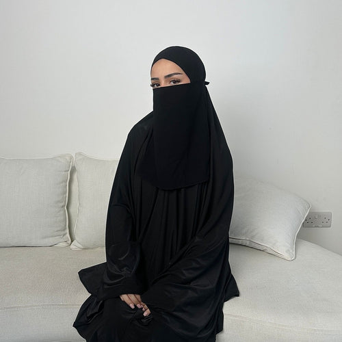 Half Niqab